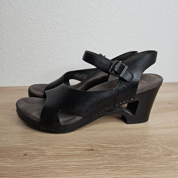 Dansko Women's Black Leather Tasha Clog Heels Sandal Size 41 - Picture 2 of 7